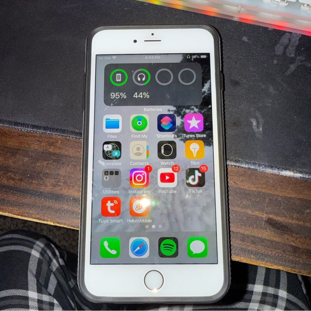 Iphone 6s plus rose gold 128gb 80+ battery health